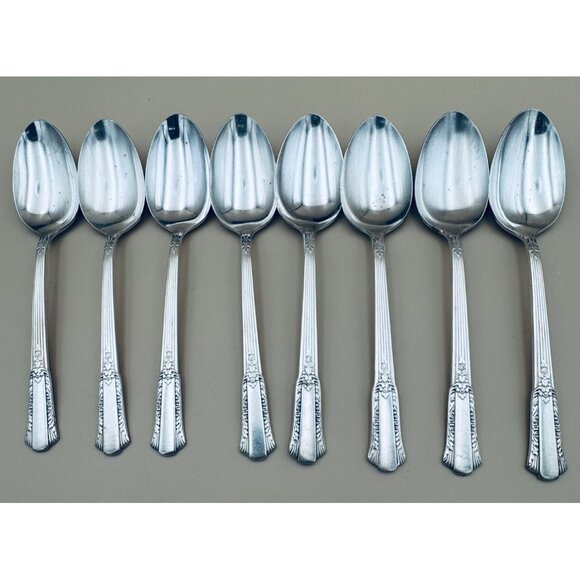 Set Of 8 International Silver Rogers 1940 TREASURE Silverplate Tea Spoons - Picture 1 of 8